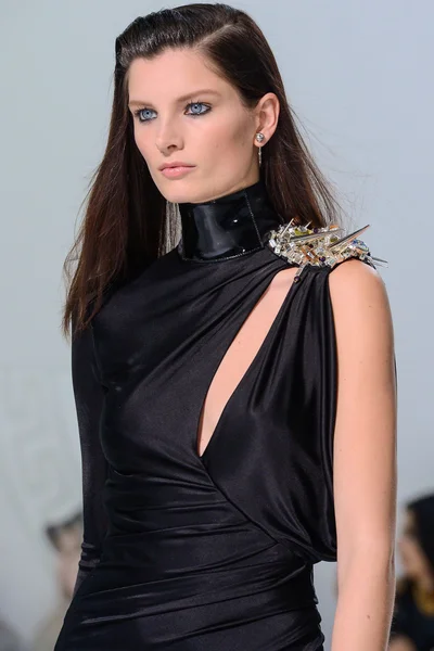 Look 83